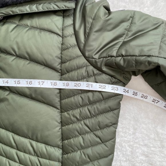 WEATHERPROOF Women's Modern Shaped Puffer Coat, Faux Fur, Olive, Size 1X - Picture 5 of 9